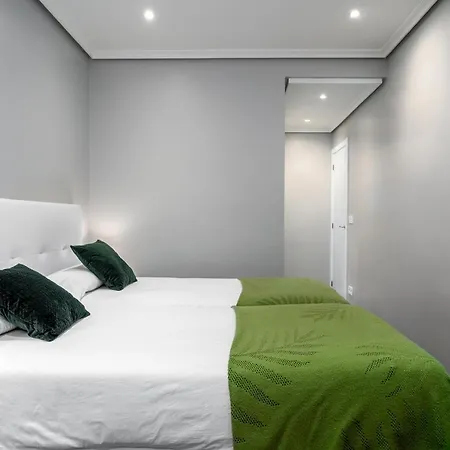 Apartment 100m Playa Concha 4 Parking A 1 Calle