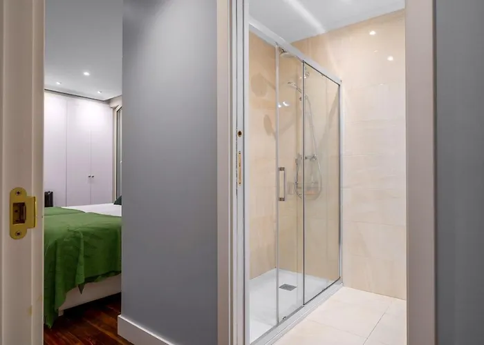 100m Playa Concha 4 Parking A 1 Calle * Σαν Σεμπαστιάν